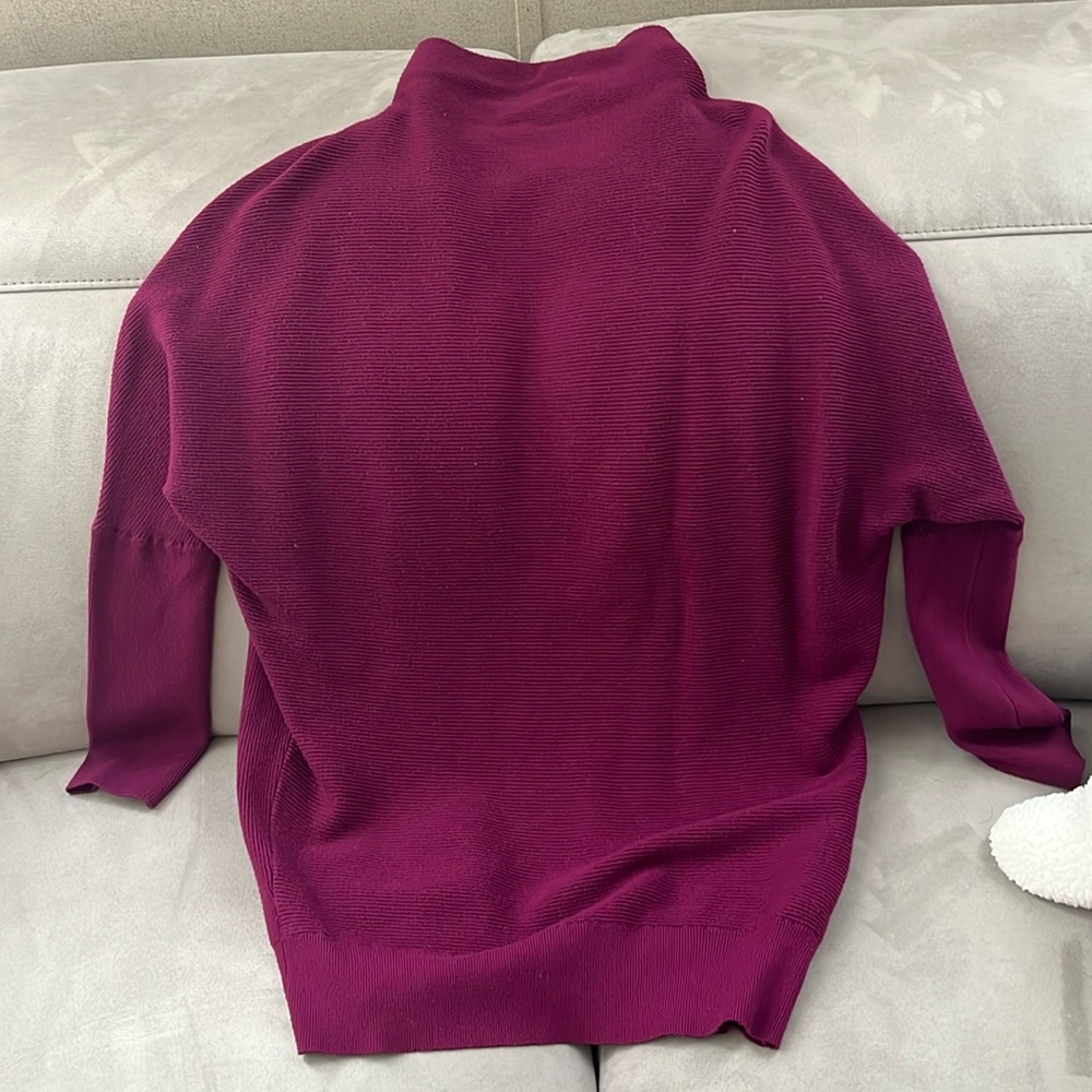 Women’s sweater